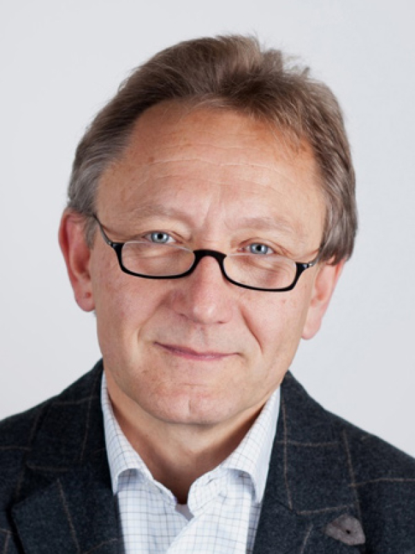 Klaus Neumann-Braun