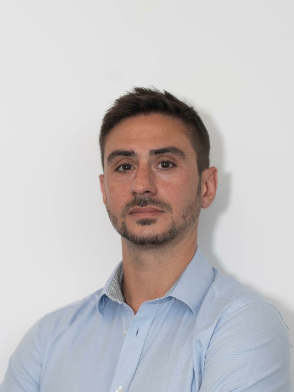 Damien ESCHIMESE